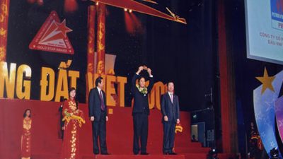 CMS đạt giải thưởng Sao Vàng Đất Việt 5 lần liên tiếp